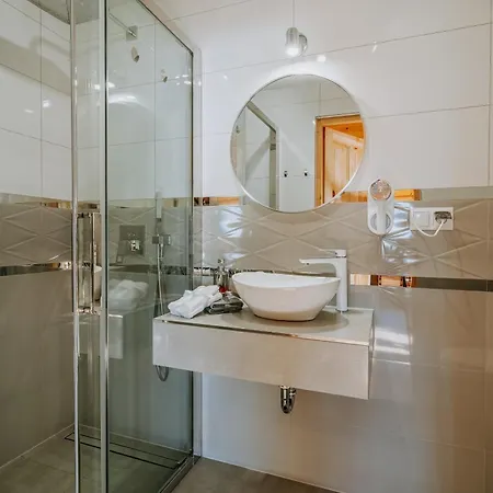 Topory Prestige House Sauna & Jacuzzi