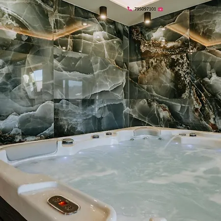 Villa Topory Prestige House Sauna & Jacuzzi *