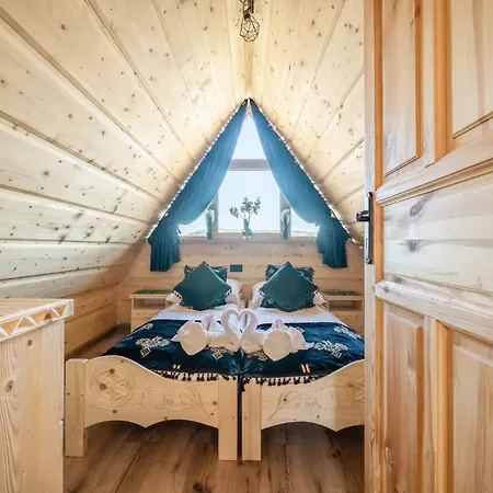 Topory Prestige House Sauna & Jacuzzi *