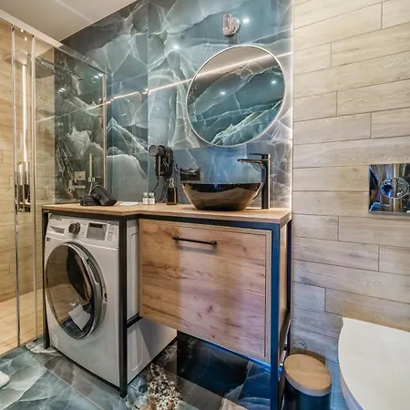 Topory Prestige House Sauna & Jacuzzi Villa