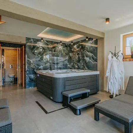 Villa Topory Prestige House Sauna & Jacuzzi *